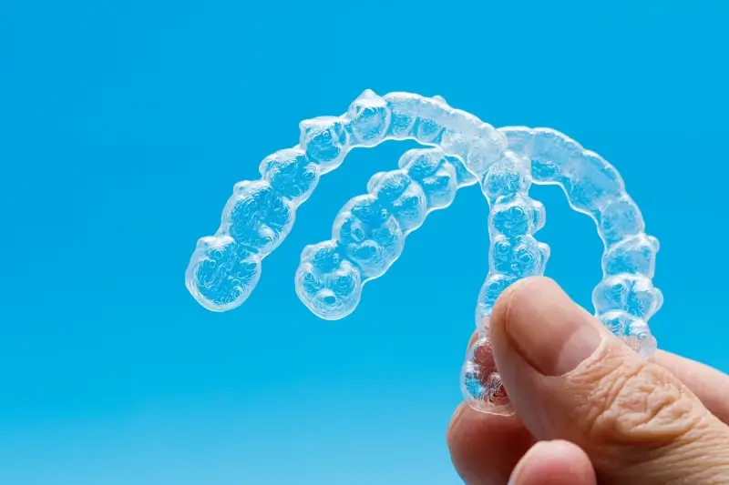 Nakładki Invisalign czy warto?